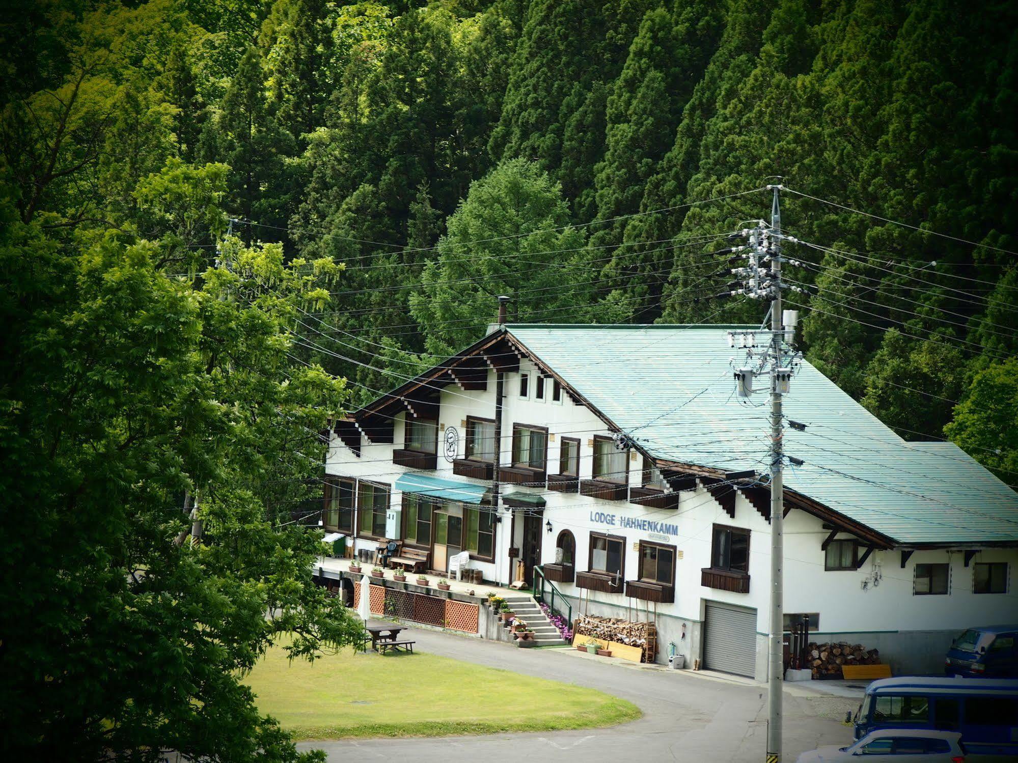 Lodge Hahnenkamm Nozawaonsen Exterior photo