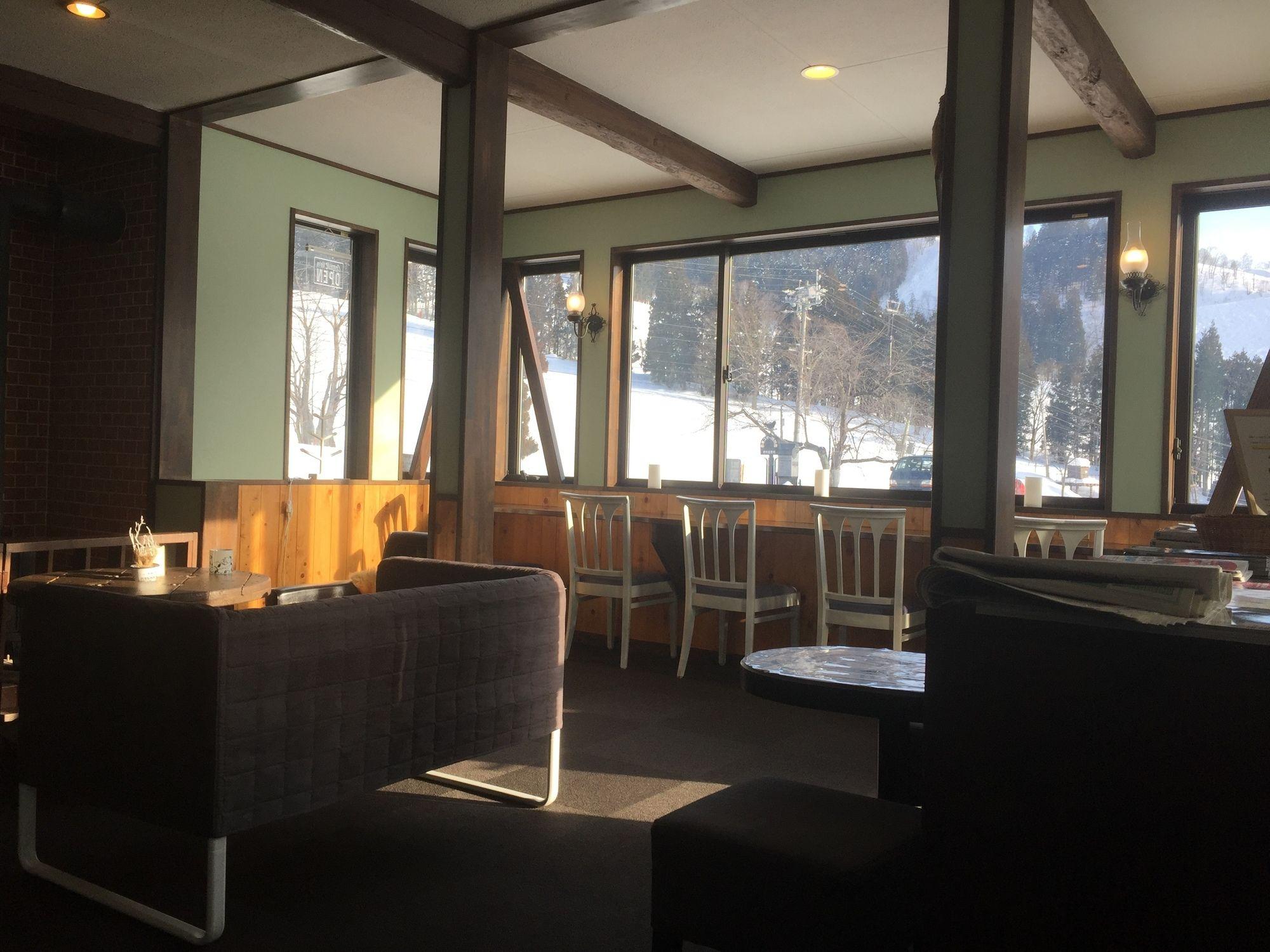 Lodge Hahnenkamm Nozawaonsen Exterior photo